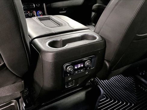 Used 2024 Chevrolet Tahoe RST w/ Luxury Package RWD image 30