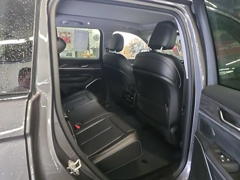 Used 2022 Jeep Grand Cherokee Limited 4xe AWD/4WD image 14