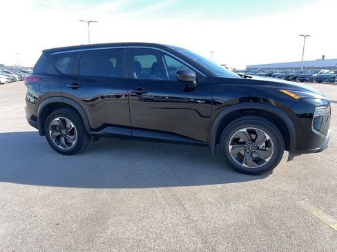 Certified 2024 Nissan Rogue SV image 14