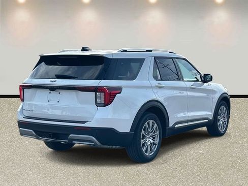 New 2026 Ford Explorer Platinum image 5