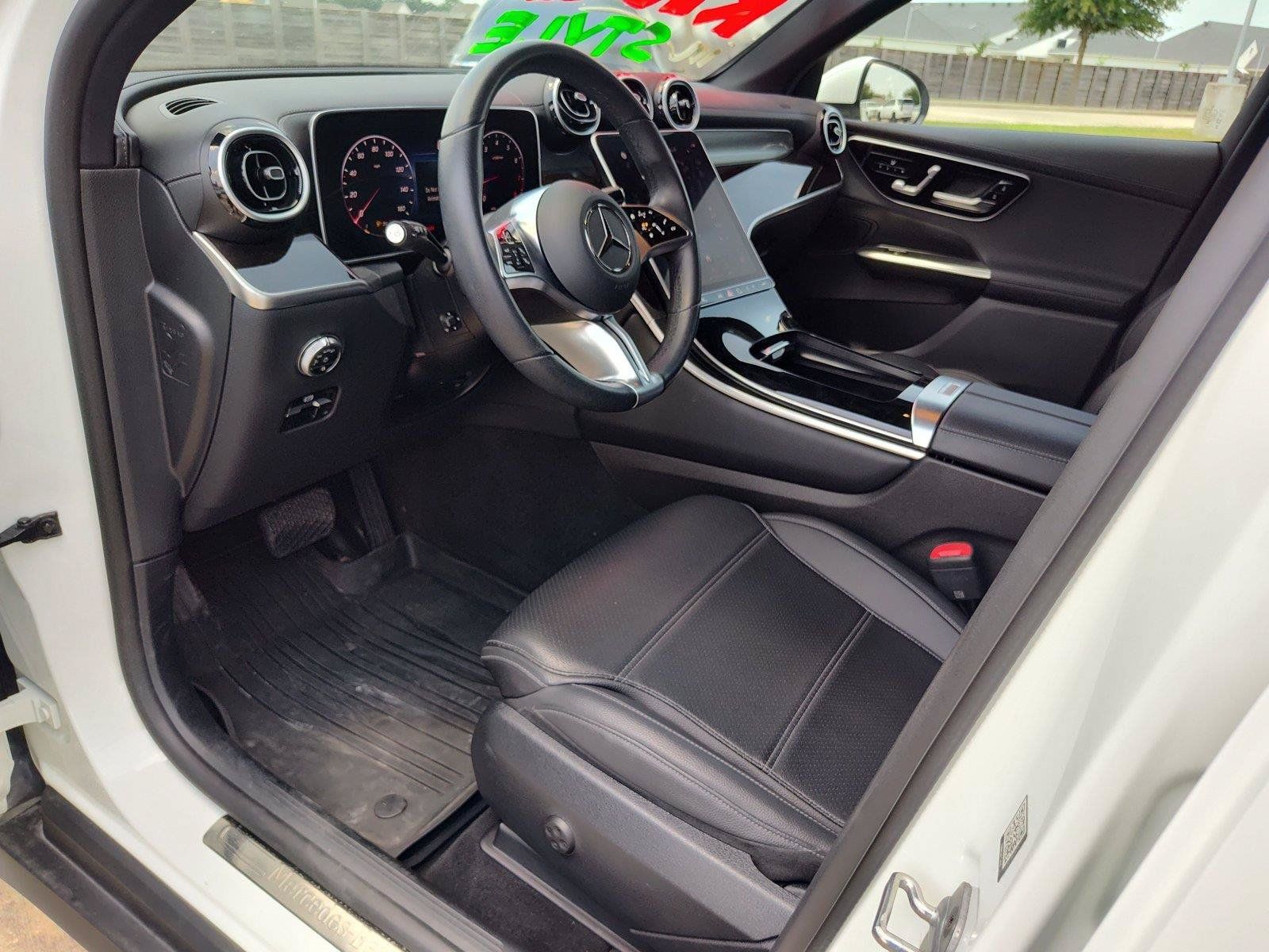 Certified 2024 Mercedes-Benz GLC 300 4MATIC image 2