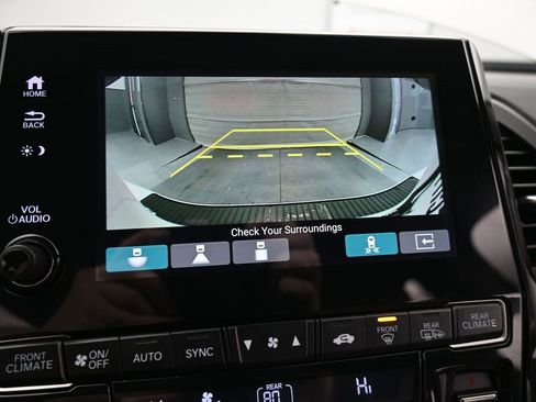 Used 2023 Honda Odyssey Touring image 21