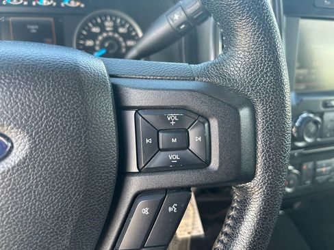 Used 2015 Ford F150 XLT w/ Equipment Group 302A Luxury AWD/4WD image 16