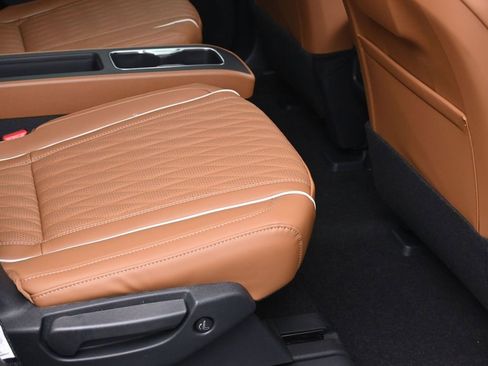 New 2026 INFINITI QX60 Autograph w/ Dark Cargo Package image 10