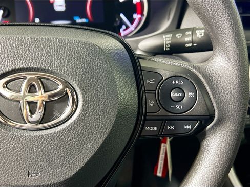 Used 2023 Toyota RAV4 LE FWD image 19