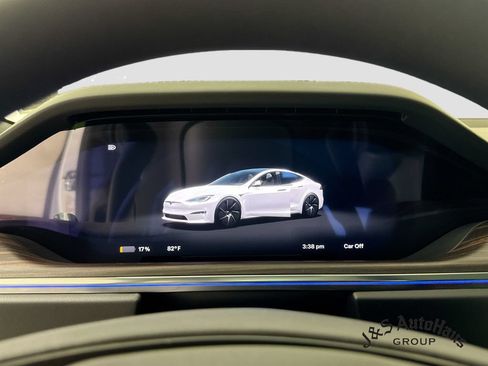 Used 2026 Tesla Model S AWD/4WD image 10