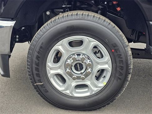 New 2026 Ford F250 XLT image 8