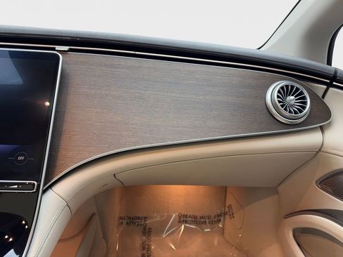 Used 2022 Mercedes-Benz EQS 450+ Sedan image 55