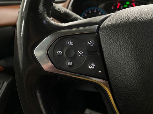 Used 2019 Chevrolet Traverse High Country AWD/4WD image 17