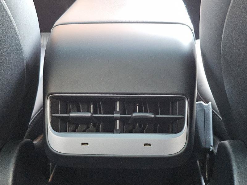 Used 2023 Tesla Model Y Long Range AWD/4WD image 63