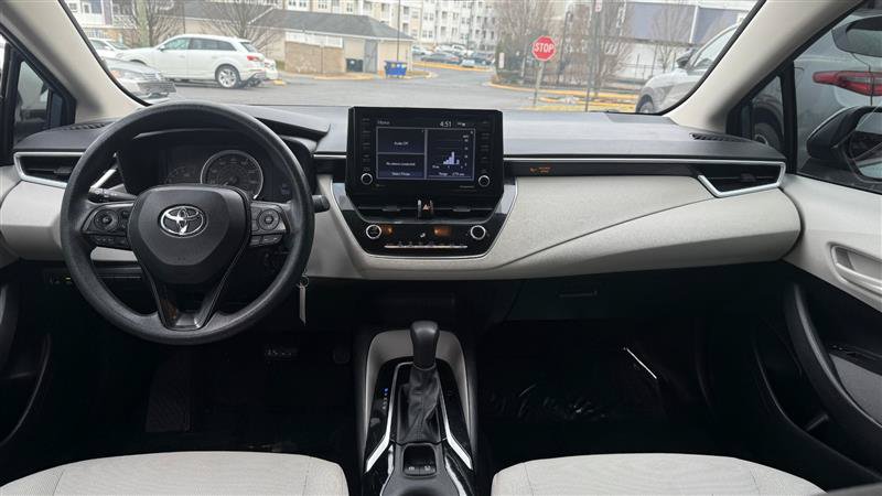 Used 2022 Toyota Corolla LE FWD image 21