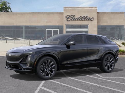 New 2026 Cadillac Lyriq Signature Sport image 2