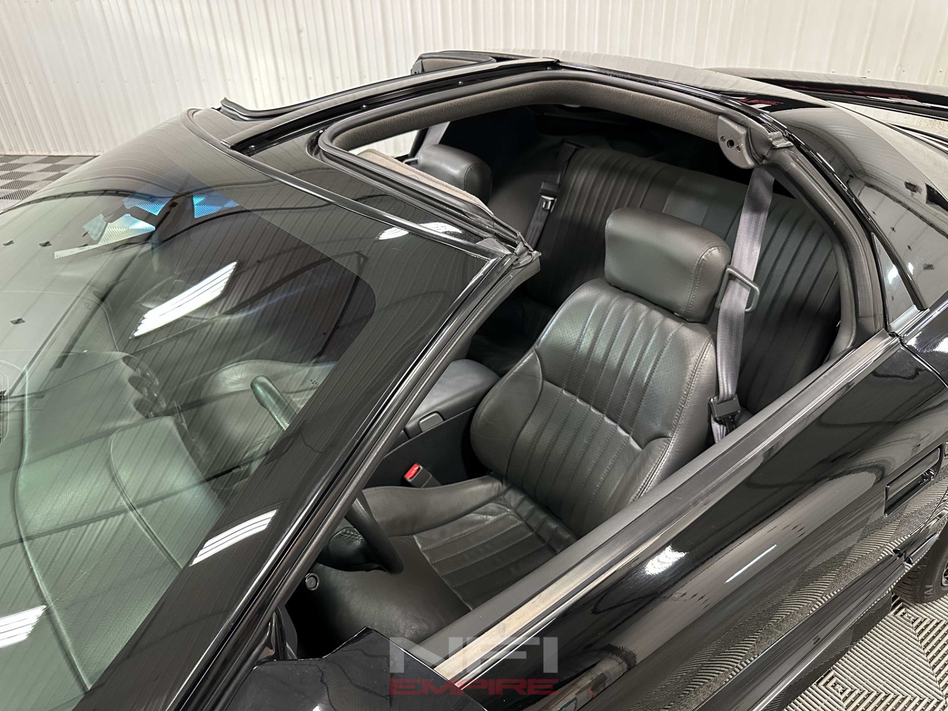 Used 1998 Pontiac Firebird Formula w/ Security Pkg RWD image 39