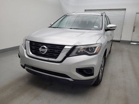 Used 2020 Nissan Pathfinder S AWD/4WD image 15
