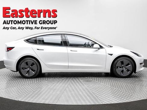 Used 2023 Tesla Model 3 Standard Range RWD image 4