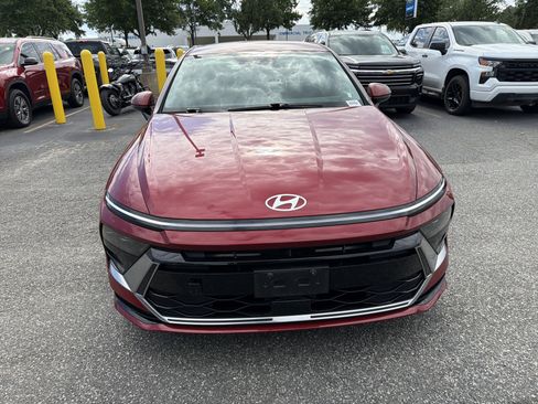 Used 2024 Hyundai Sonata SEL FWD image 3