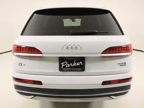 Certified 2023 Audi Q7 3.0T Prestige AWD/4WD image 4