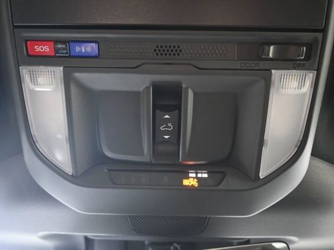 Used 2025 Subaru Forester Touring AWD/4WD image 31
