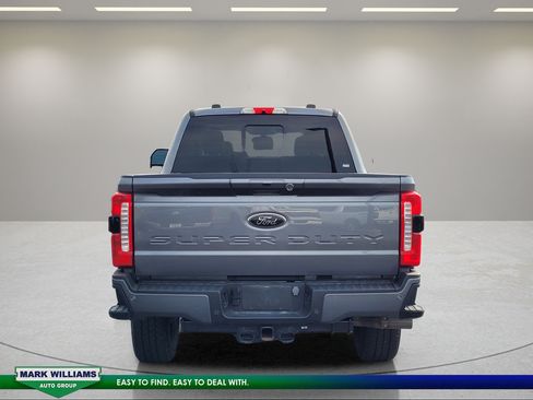 Used 2024 Ford F250 Lariat w/ Lariat Ultimate Package AWD/4WD image 5