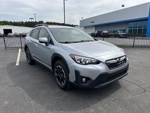 Used 2022 Subaru Crosstrek 2.0i Premium w/ Popular Package #3 AWD/4WD image 4