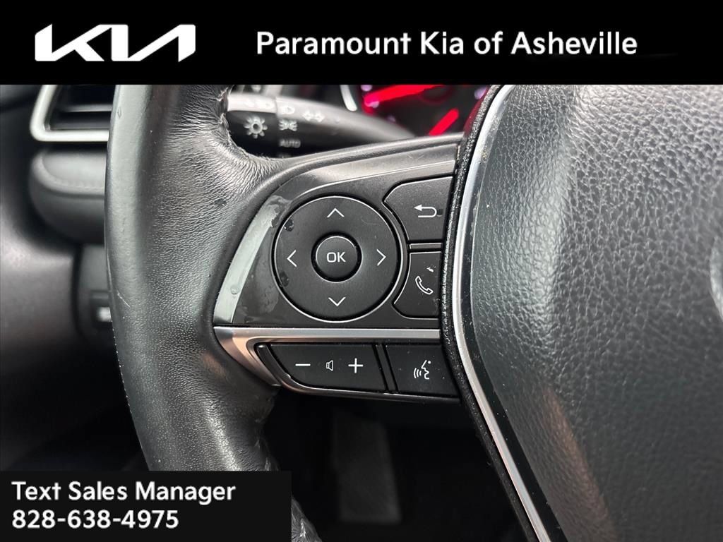 Used 2020 Toyota Camry XSE FWD image 12