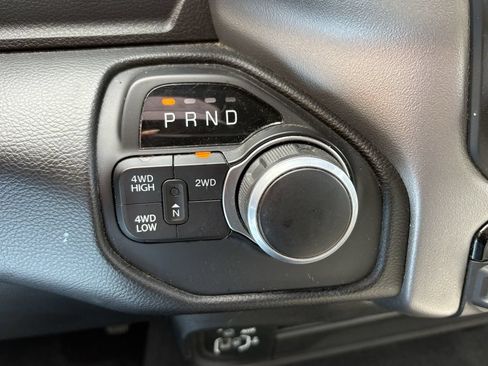 Used 2024 RAM 2500 Big Horn AWD/4WD image 21