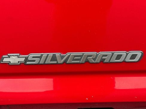 Used 2001 Chevrolet Silverado 2500 LT RWD image 26