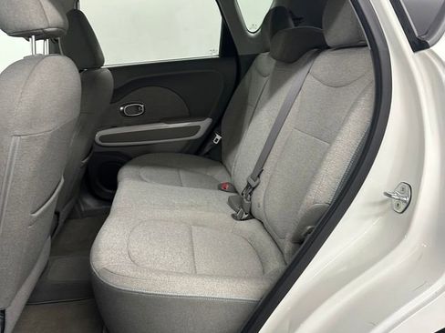Used 2017 Kia Soul EV-e image 25