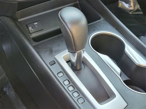 Used 2017 Nissan Altima 2.5 SR image 22