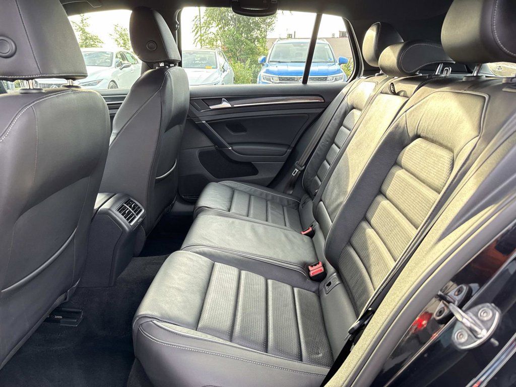 Used 2019 Volkswagen Golf R 4-Door AWD/4WD image 11