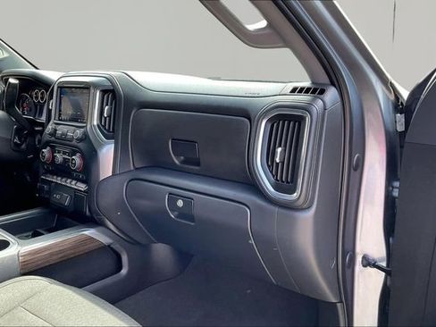Used 2022 Chevrolet Silverado 1500 LT Trail Boss w/ Bed Protection Package AWD/4WD image 18