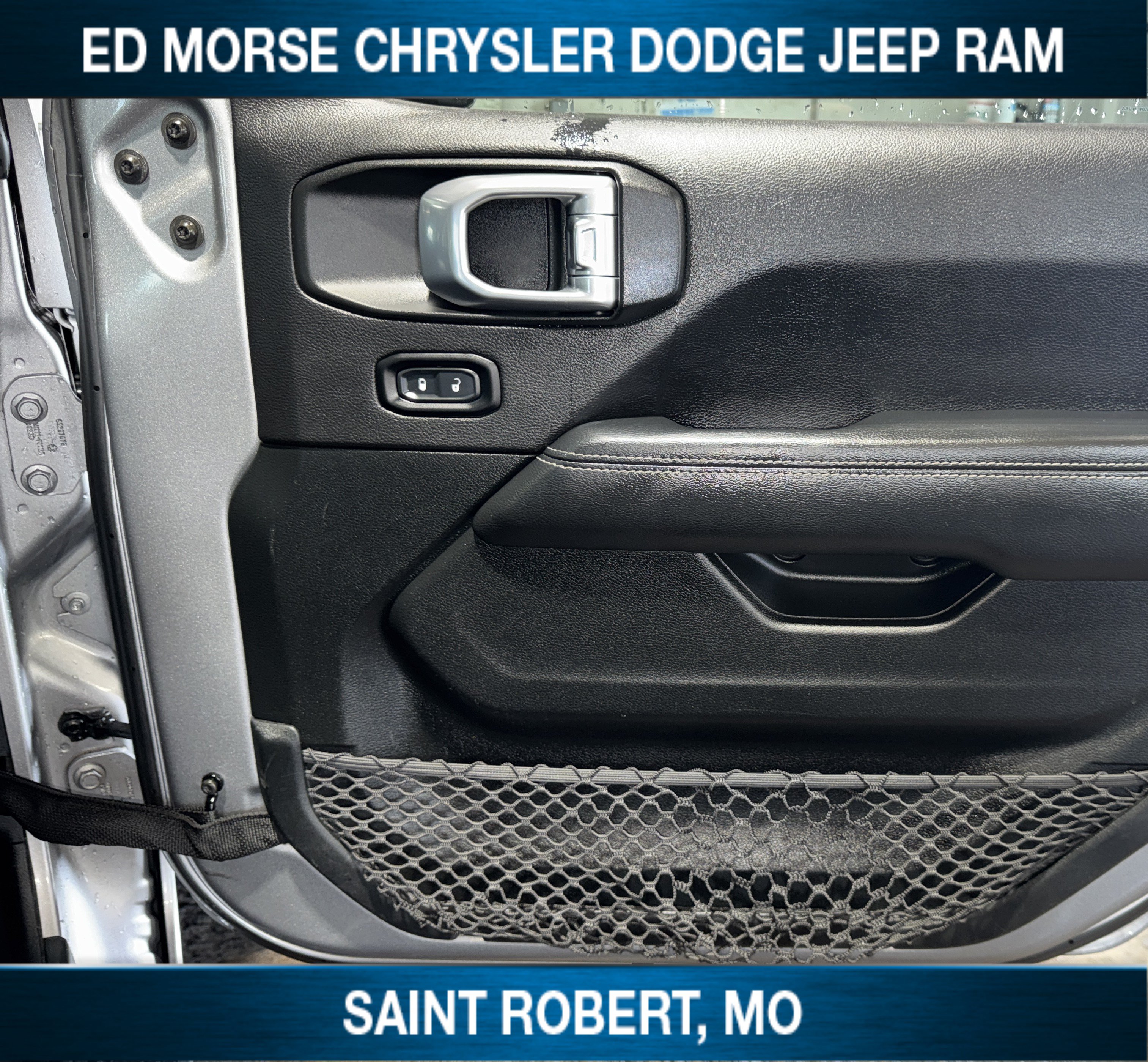 Used 2021 Jeep Wrangler Unlimited Sahara AWD/4WD image 17
