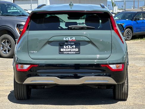 Used 2026 Kia Niro Wind w/ Wind Preserve Package FWD image 5