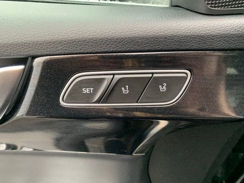 Used 2021 Hyundai Palisade Limited w/ Winter Package image 17