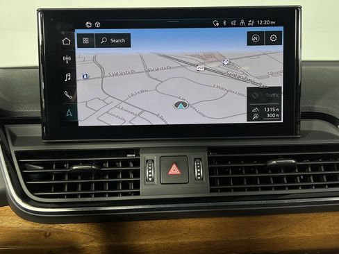 Used 2022 Audi Q5 2.0T Prestige w/ Prestige Package image 19