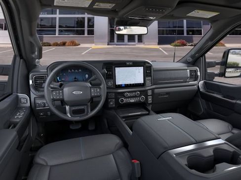 New 2026 Ford F450 Platinum w/ FX4 Off-Road Package AWD/4WD image 9