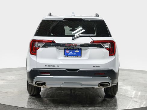 Used 2023 GMC Acadia SLE w/ Driver Convenience Package image 5