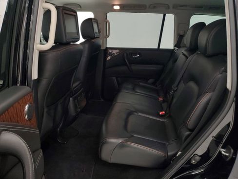Used 2018 Nissan Armada Platinum image 23
