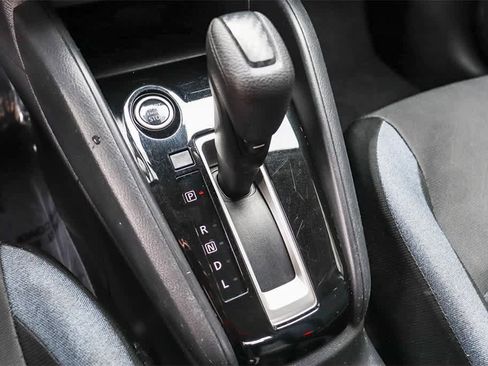 Used 2023 Nissan Versa SV image 20