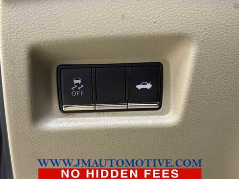 Used 2015 INFINITI Q50 Premium w/ Navigation Package image 35