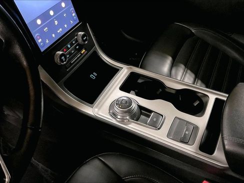 Certified 2024 Ford Edge SEL AWD/4WD image 16