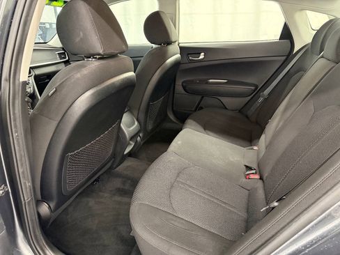 Used 2020 Kia Optima LX FWD image 8