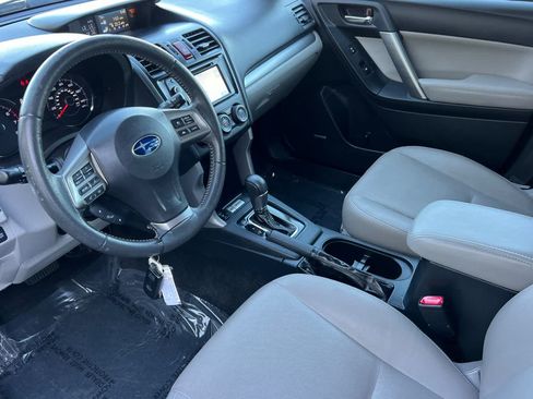 Used 2015 Subaru Forester 2.5i Touring w/ Eyesight & Navigation System AWD/4WD image 11