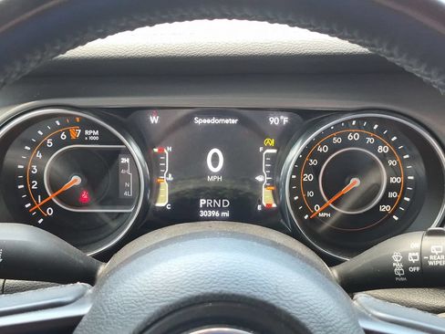 Used 2021 Jeep Wrangler Sport AWD/4WD image 13