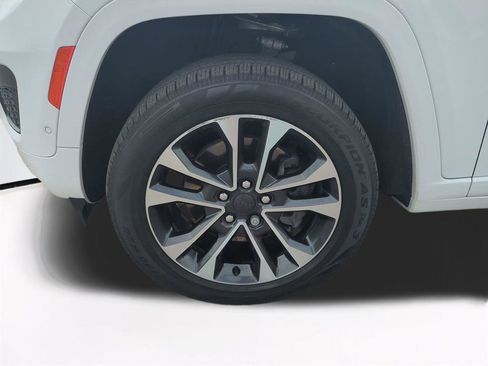 Used 2023 Jeep Grand Cherokee L Overland AWD/4WD image 11