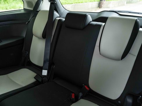 Used 2026 Honda Odyssey Elite image 19