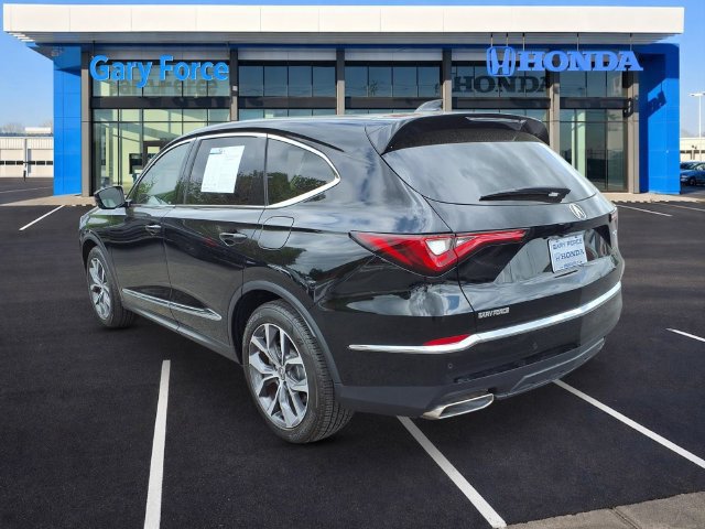 Used 2024 Acura MDX w/ Technology Package FWD image 3