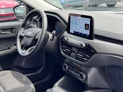 Used 2024 Ford Escape Active FWD image 5