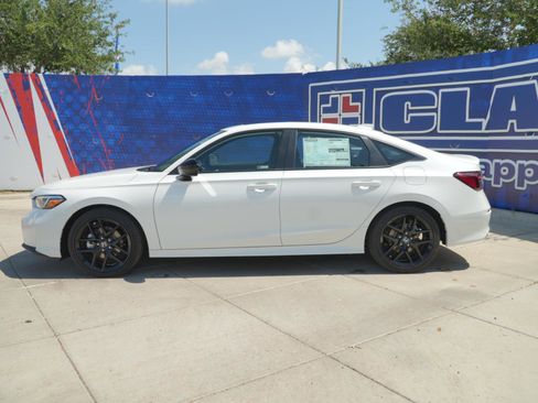 New 2026 Honda Civic FWD Hybrid Sedan image 10
