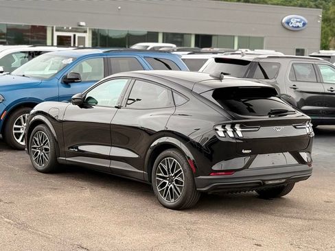 Used 2025 Ford Mustang Mach-E Premium AWD/4WD image 40